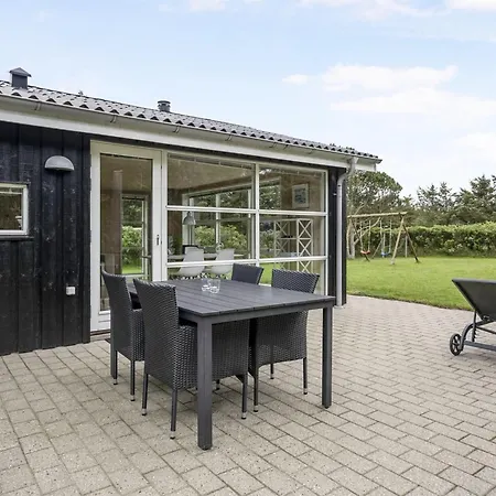 Into - 400m From The Sea By Interhome 루켄