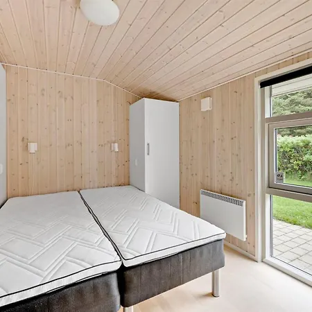 펜션 Into - 400m From The Sea By Interhome 루켄