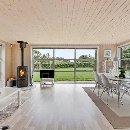 Into - 400m From The Sea By Interhome Vakantiehuis Løkken