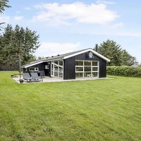 Into - 400m From The Sea By Interhome Løkken